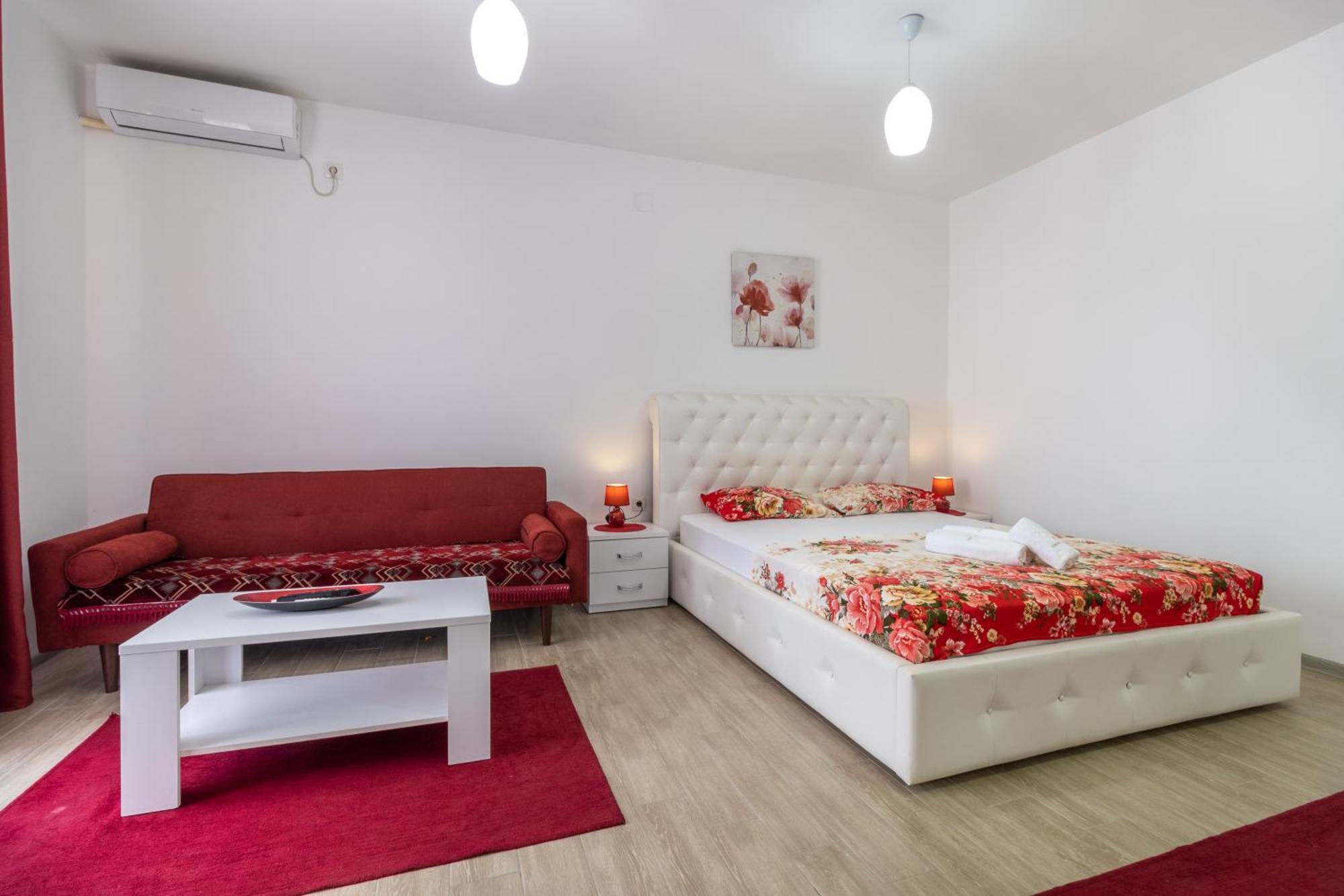 Demiri Apartments Улцинь Экстерьер фото